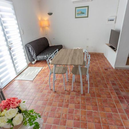 Joli Studio 36M2 Tout Confort Chateauneuf-de-Gadagne Экстерьер фото